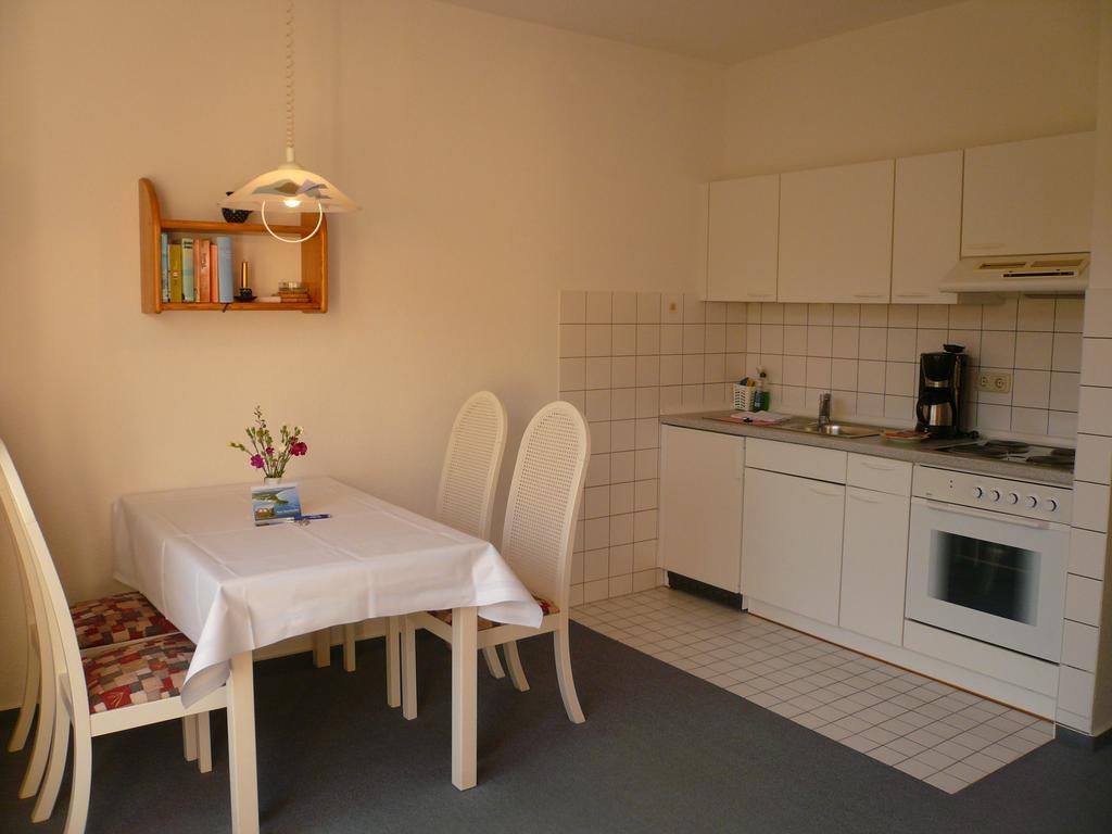Haus Seeschwalbe Ferienwohnungen Goehren  Værelse billede