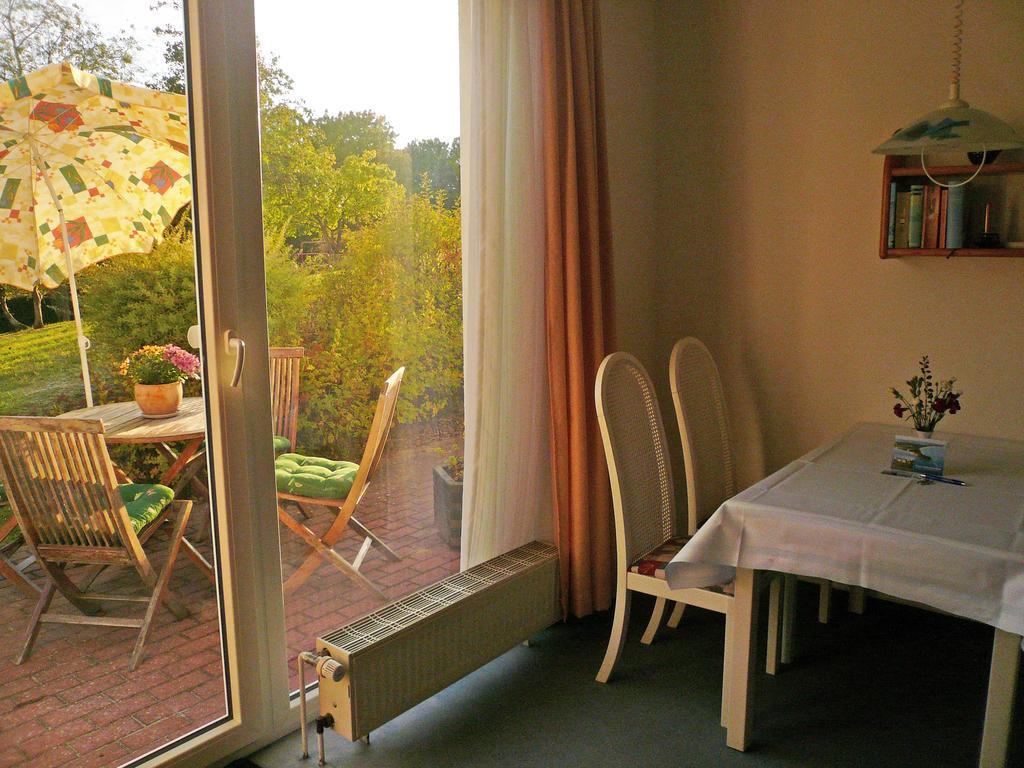Haus Seeschwalbe Ferienwohnungen Goehren  Værelse billede